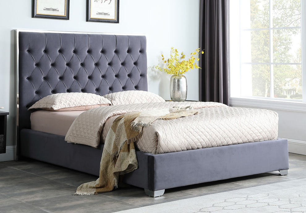 Rose Velvet Bed