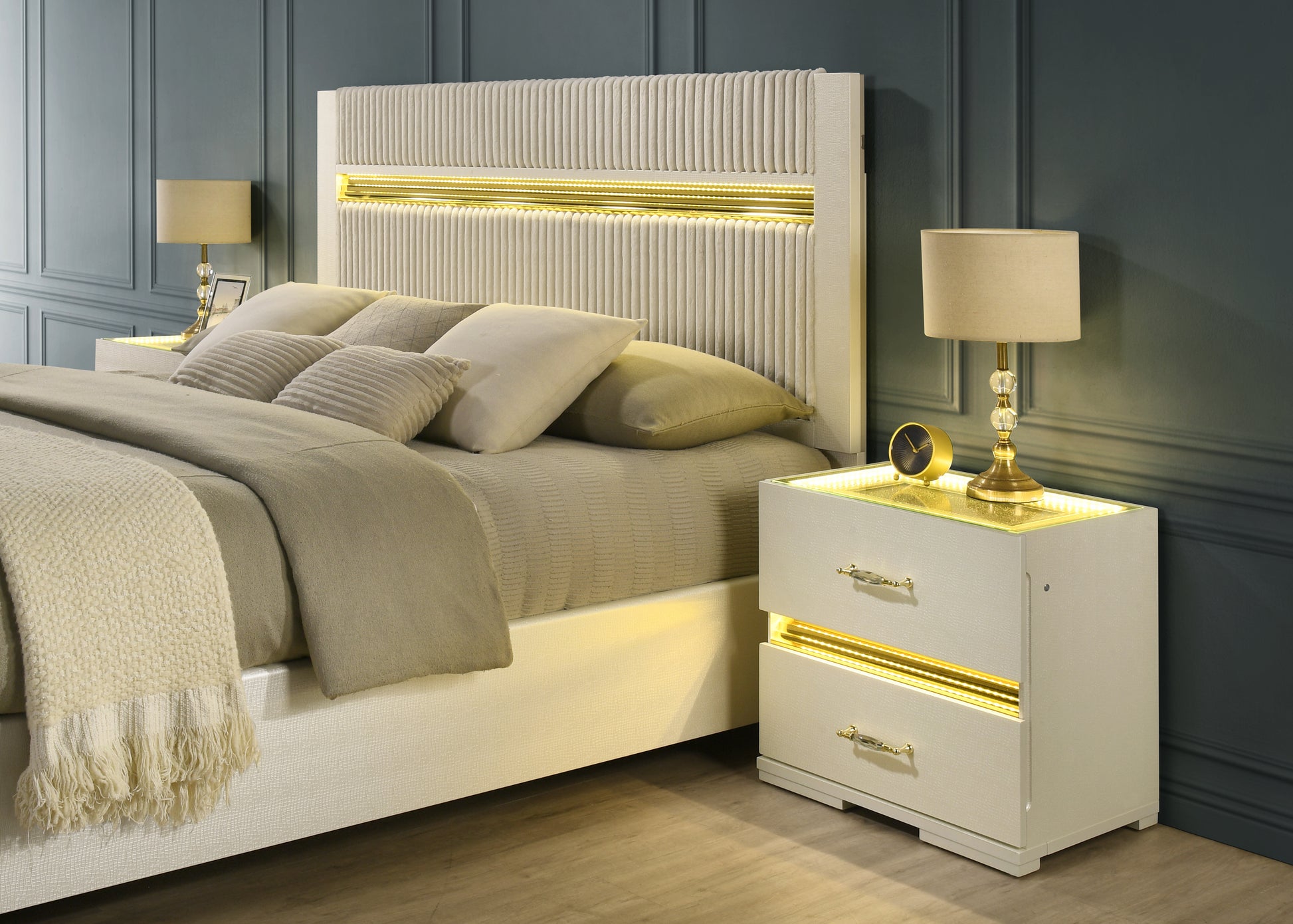 Brillia 4 Piece Bedroom Set
