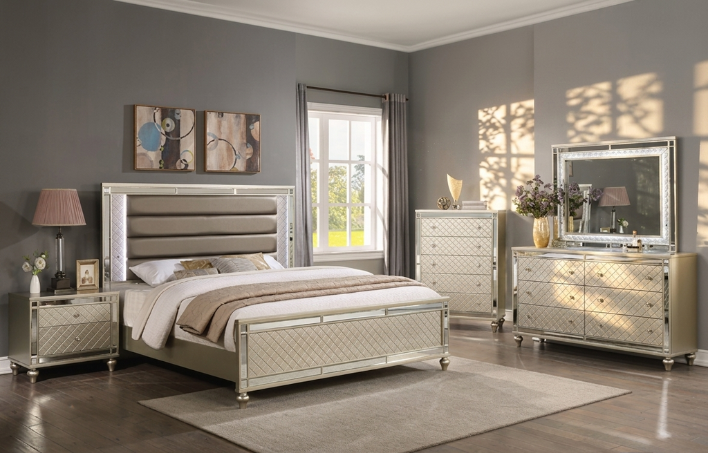 CRISTIAN CHAMPAGNE BEDROOM