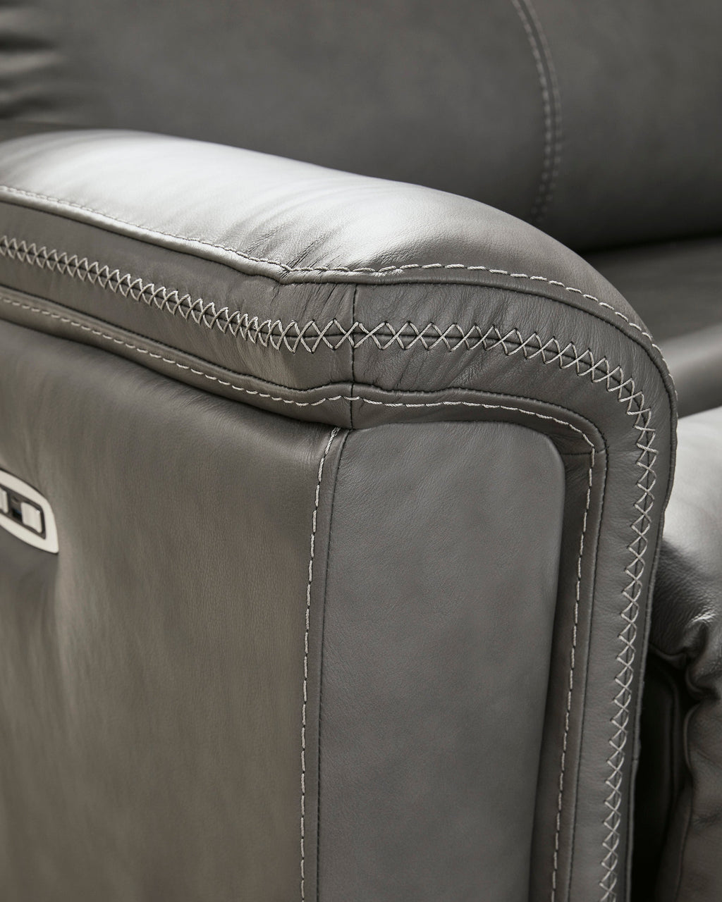Bleckley Reclining Sectional