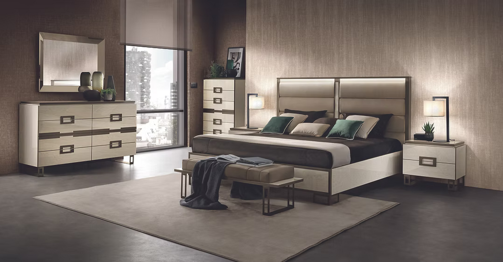 Poesia (Uph) Italian Luxuty Bedroom
