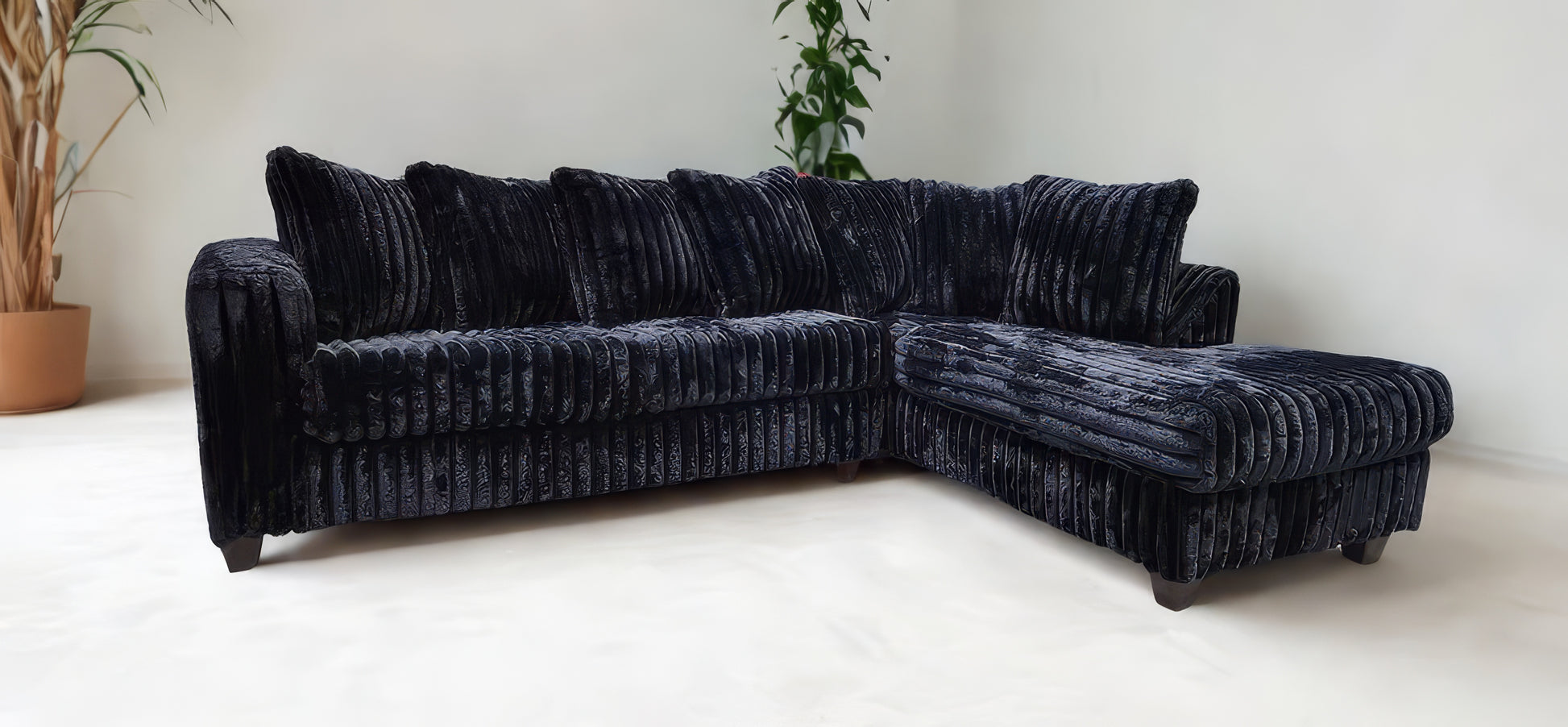 Gia Sectional