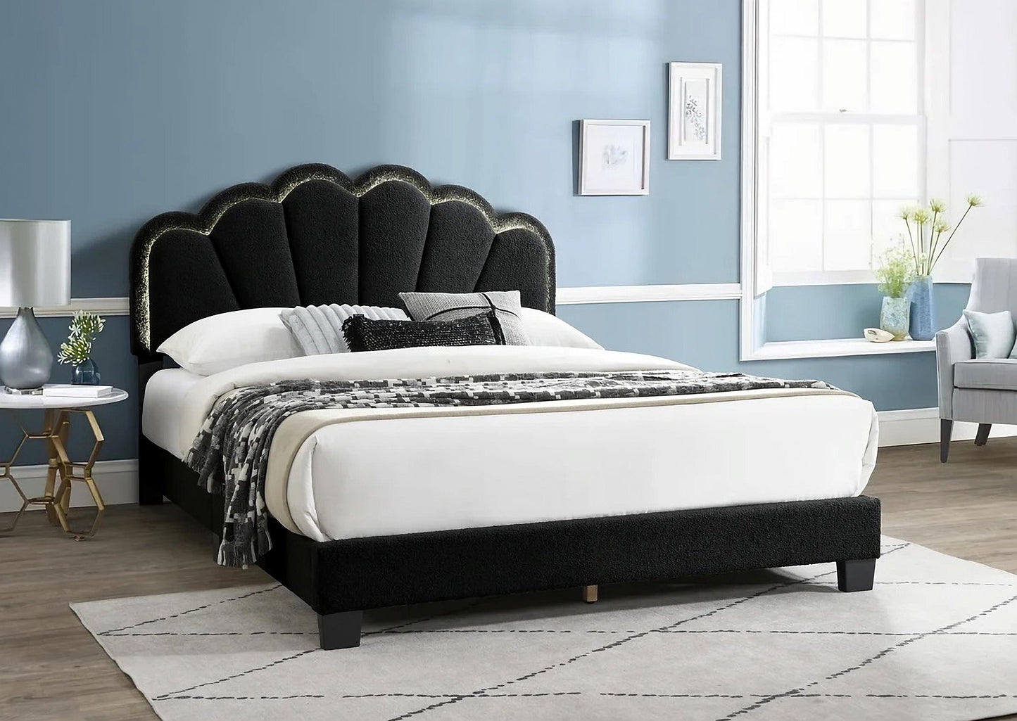 Gul Platform Bed