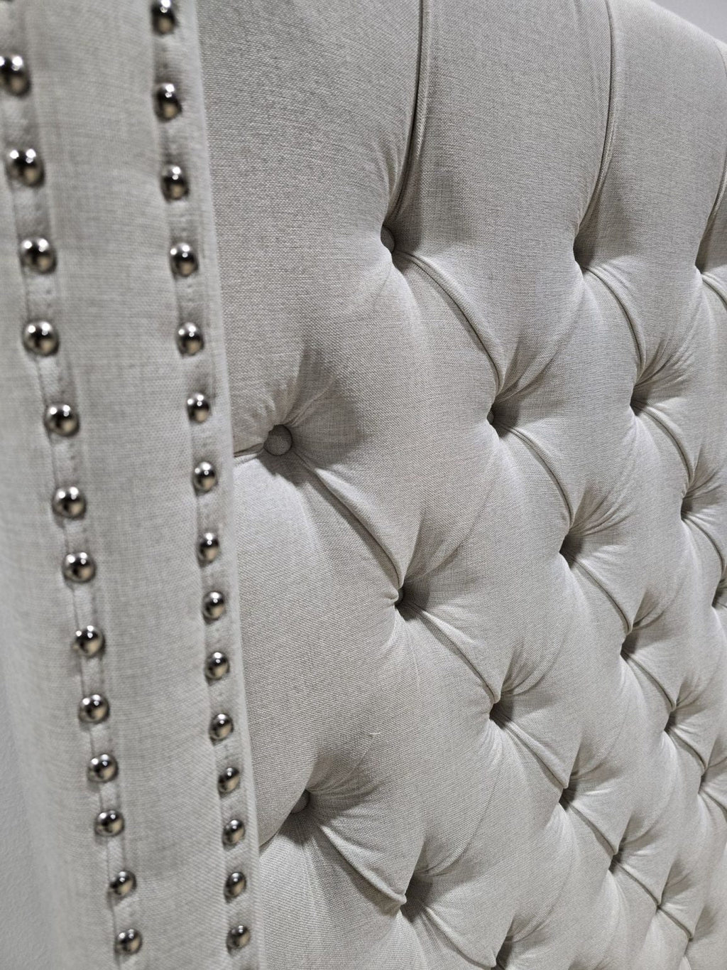 Hugh Queen Linen Upholstered Platform Bed