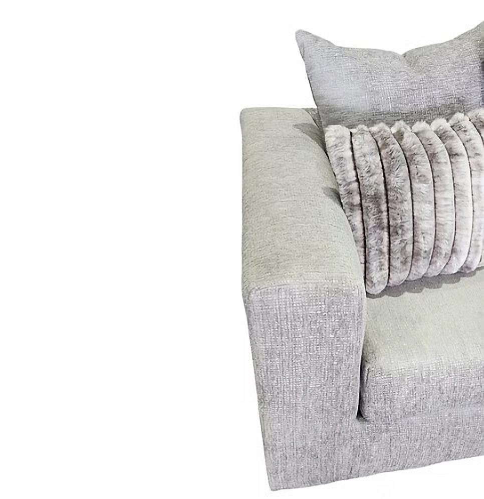 Kora Sectional