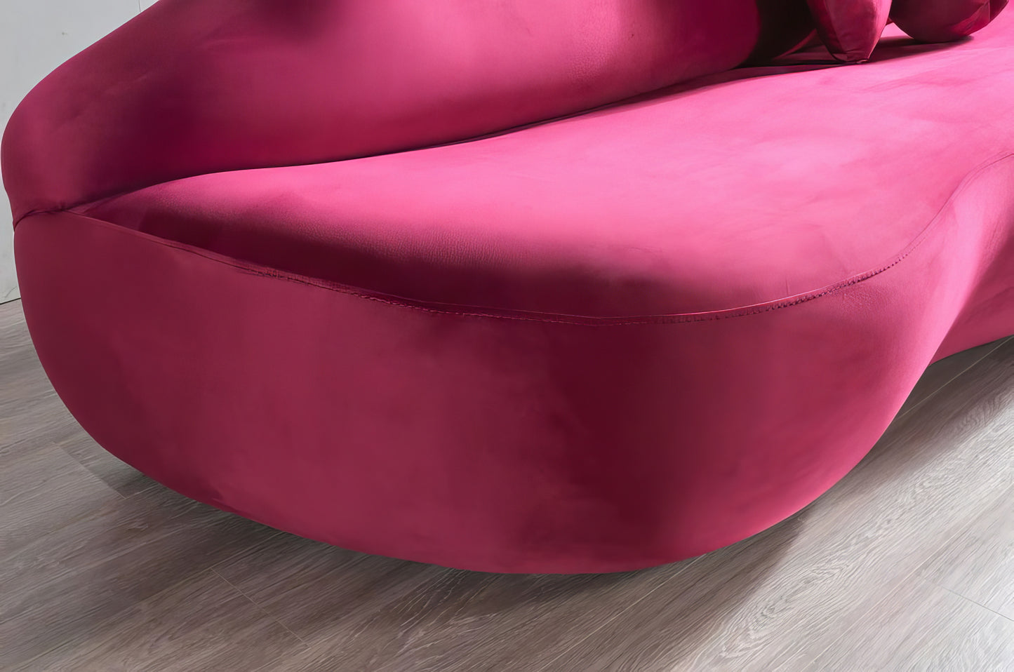 Lips Loveseat