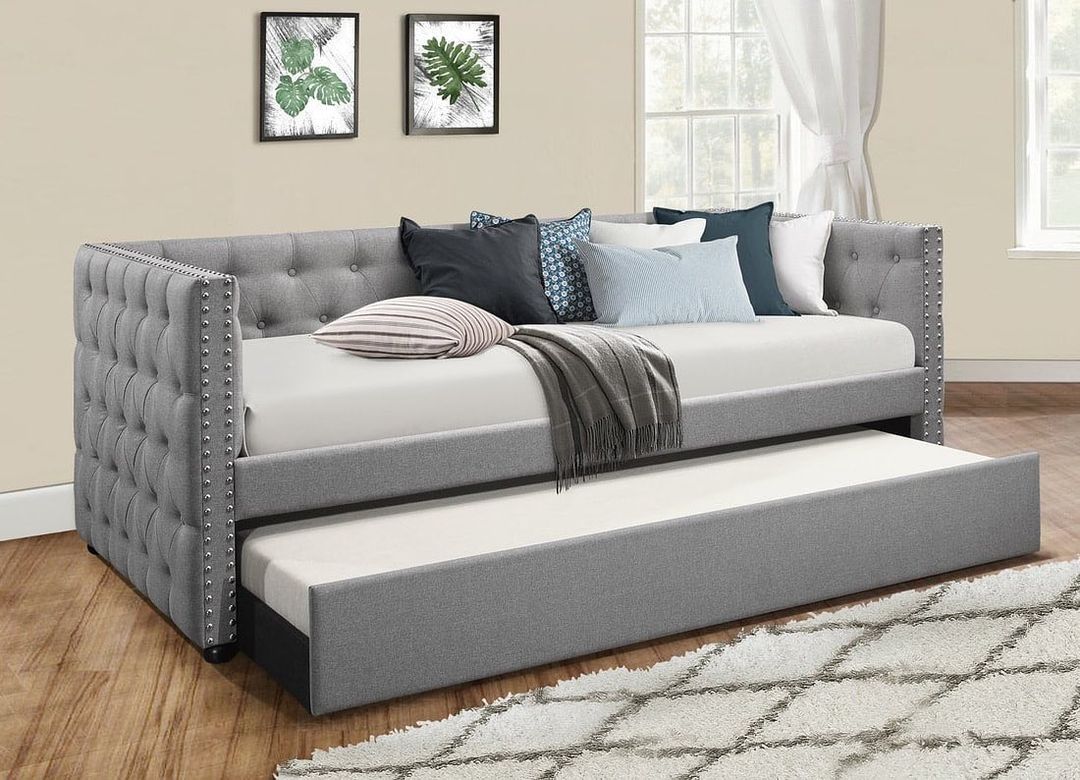 Gray Daybed with Trundle