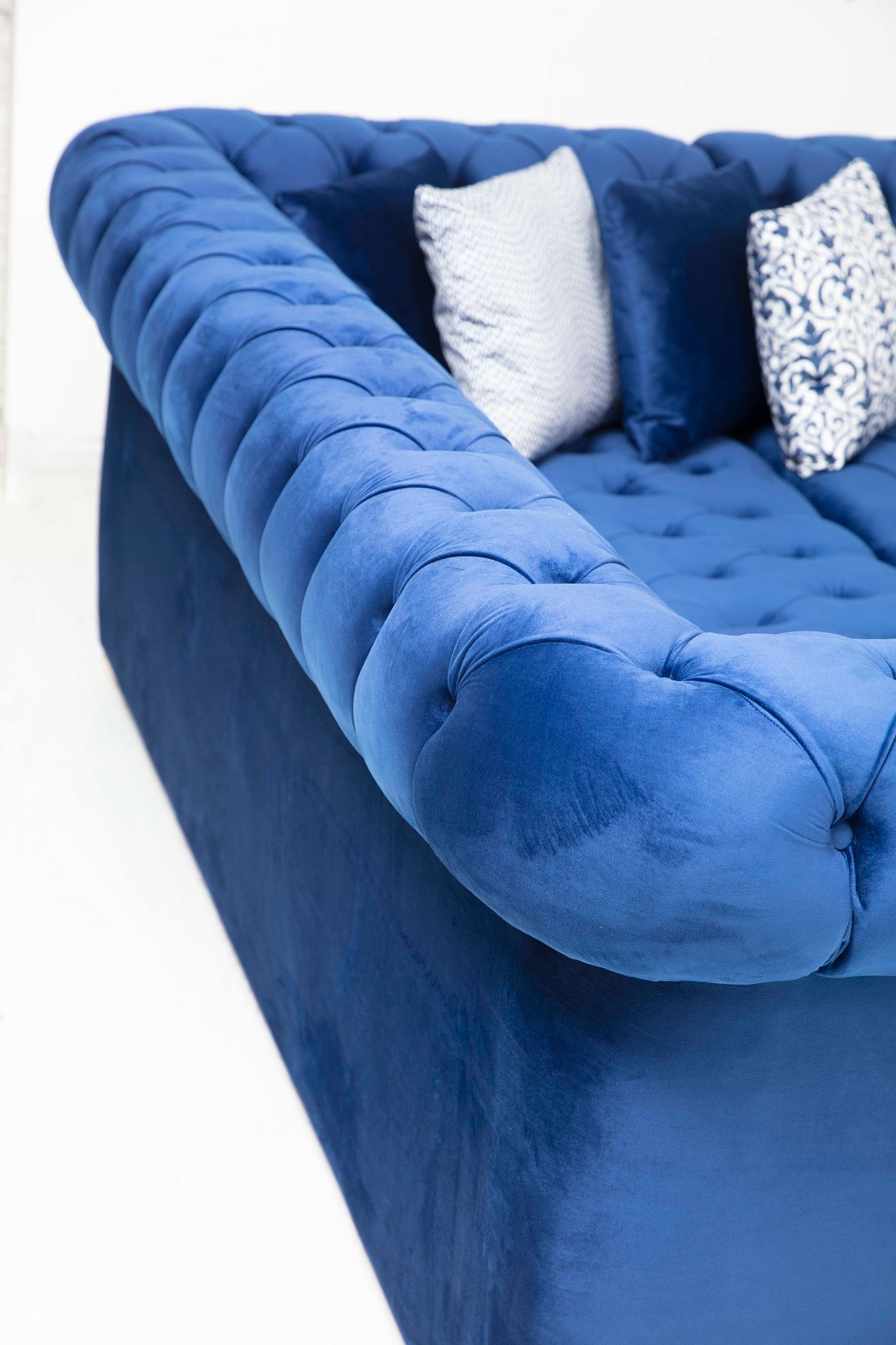 Luxen Velvet Blue RAF Chaise Sectional